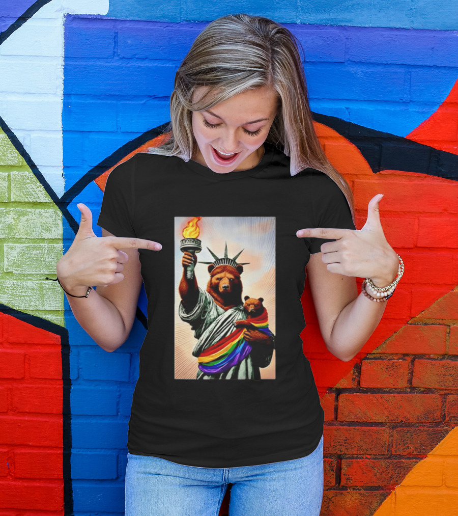 Bear Statues Liberty Rainbow Pride Torch T-Shirt