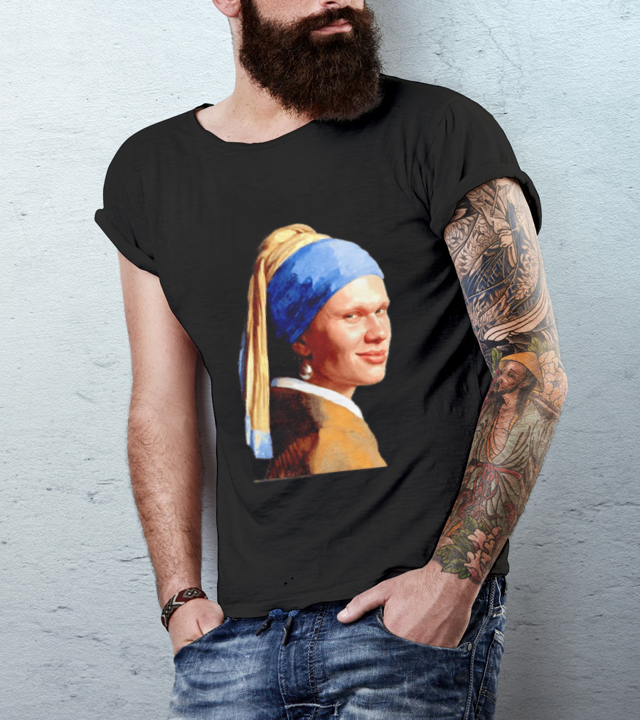Erling Haaland Girl With A Pearl Earring Football T-Shirt