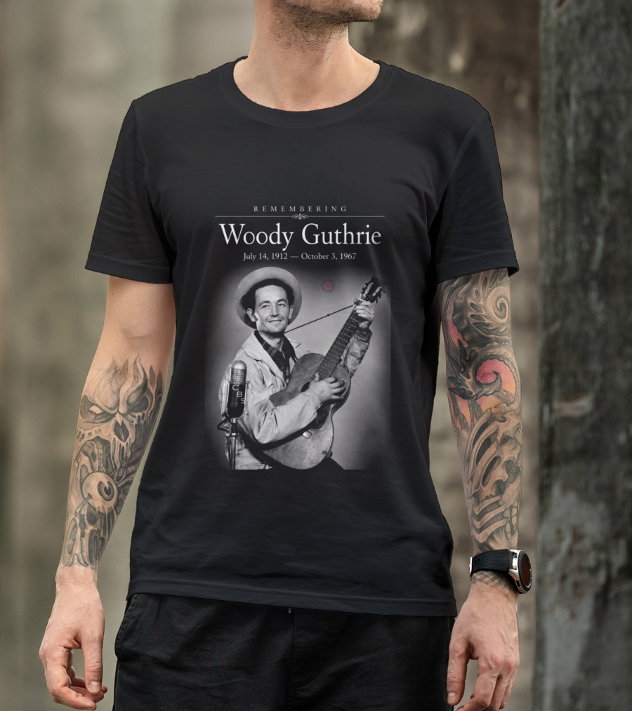 Remembering Woody Guthrie July 14 1912 October 3 1967 CBS Microphone Guitar Image T-Shirt