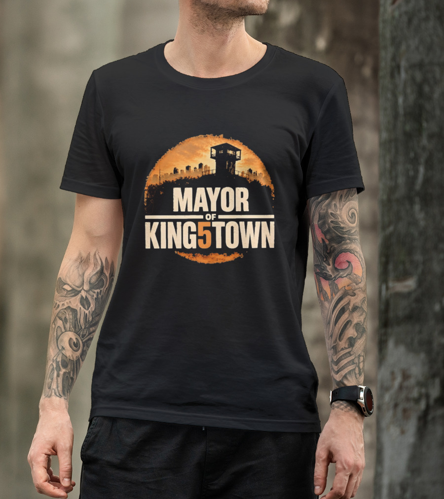 Mayor Of Kingstown Tower Silhouette Skyline Orange Circle T-Shirt