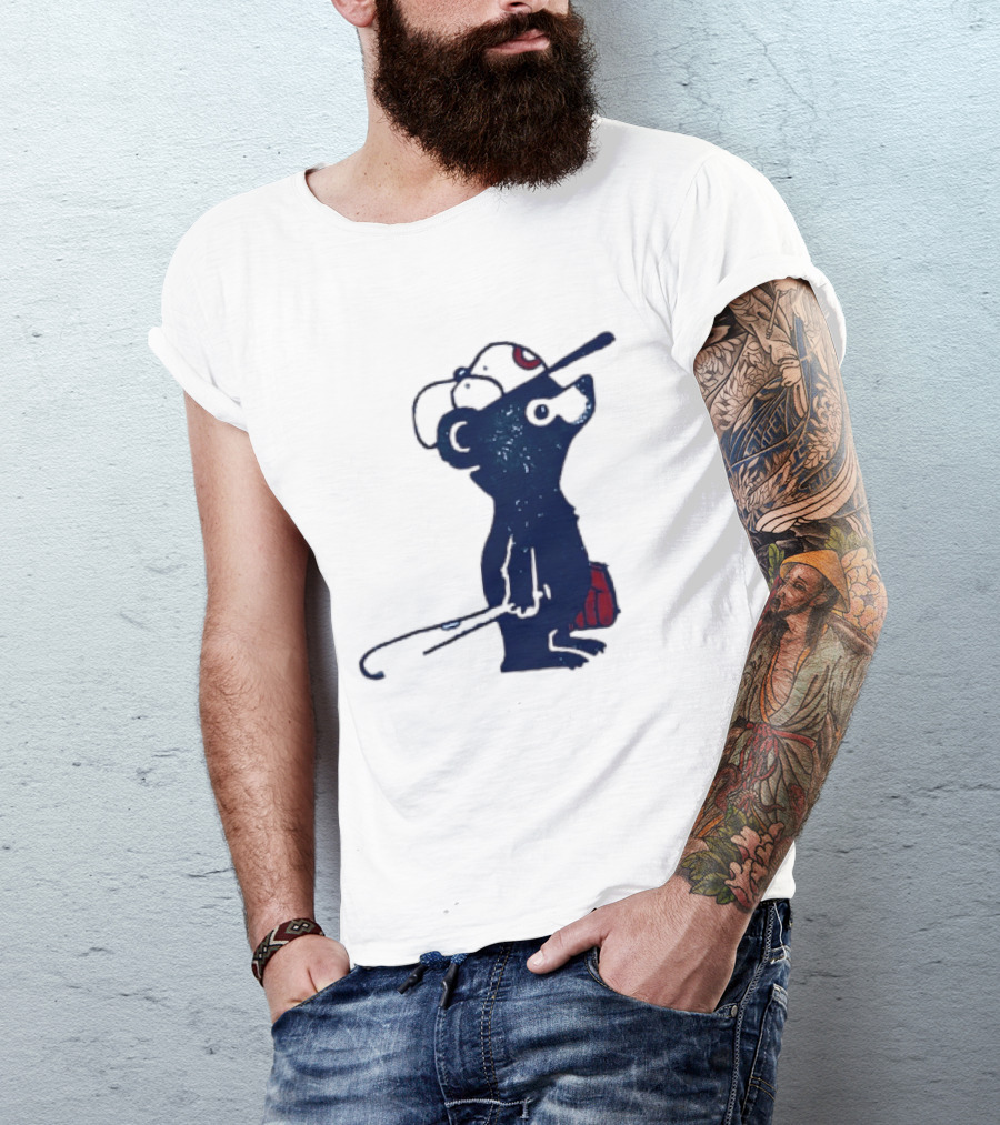 Chicago Cubs Baseball Bear Hitting With Bat And Glove T-Shirt