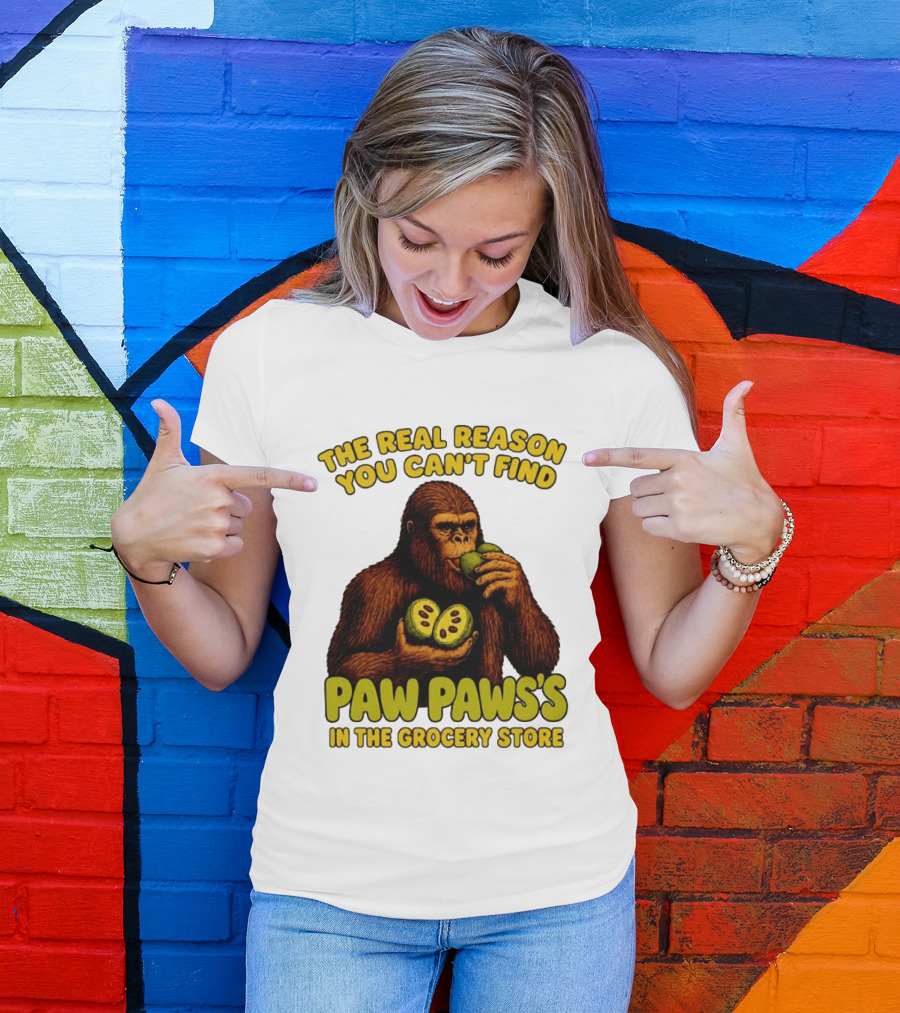 Pawpaw Fruit Mystery Sasquatch Eating Pawpaws In Grocery Store T-Shirt
