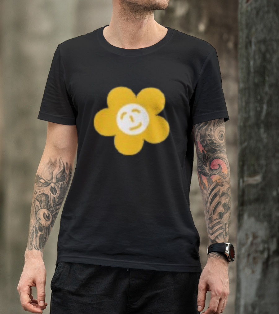 Paperboxmart Store Smiling Yellow Flower Face T-Shirt