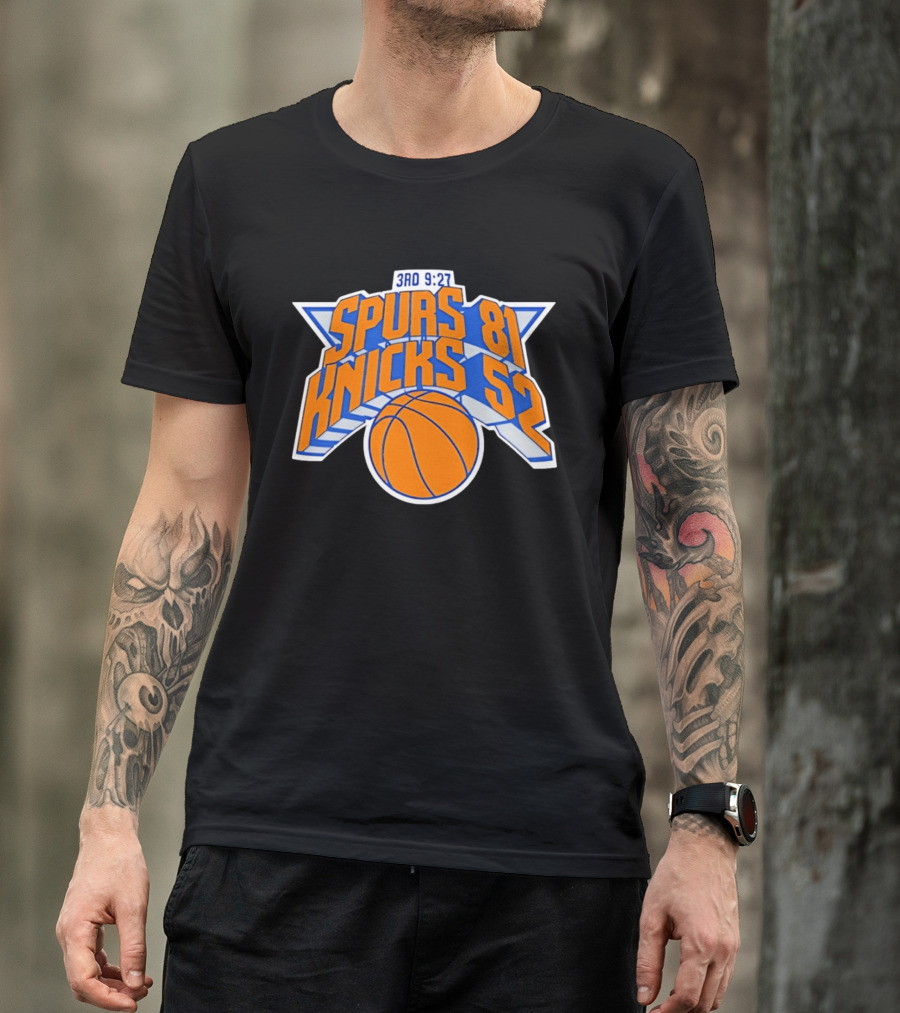 3rd Quarter 9:27 Spurs 81 Knicks 52 T-Shirt
