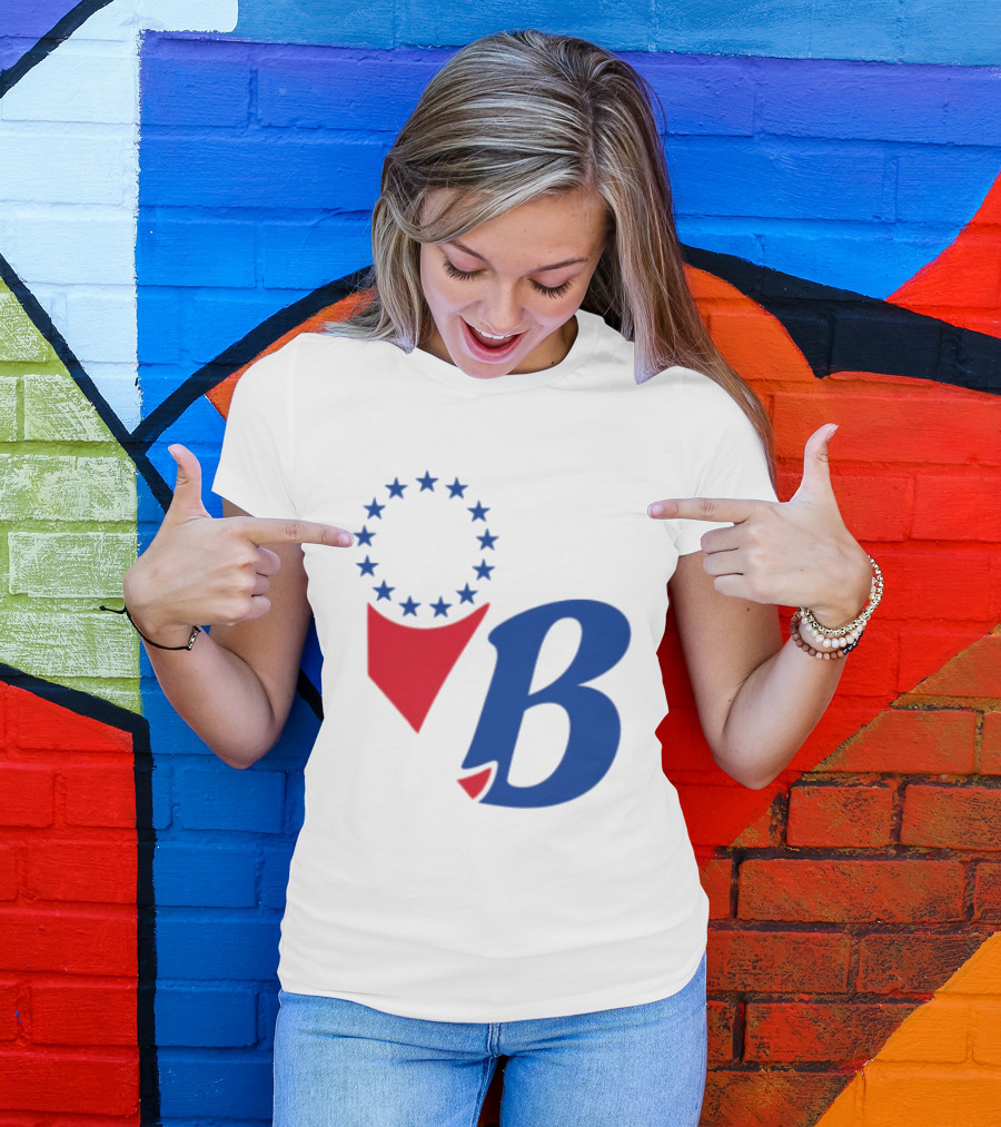 Chinatown Market Store Let Brotherly Love Philadelphia B Icon Circle Stars T-Shirt