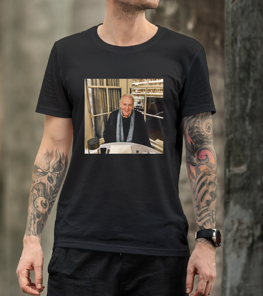 I Don't Know Who This Is. T-Shirt
