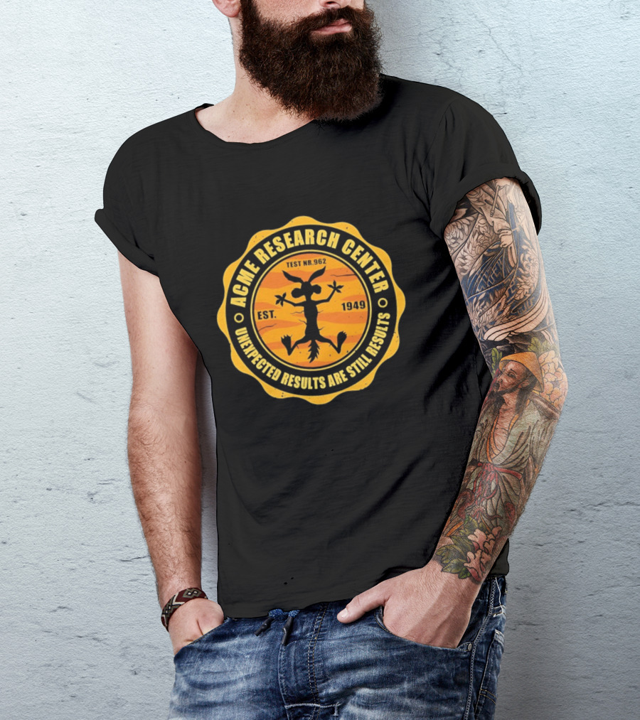 ACME Research Center Wile E Coyote Test NR.962 Unexpected Results Est. 1949 T-Shirt
