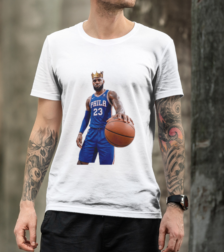 LeBron James King Crown Dribbling Philadelphia 76ers Basketball Player 23 Phila T-Shirt