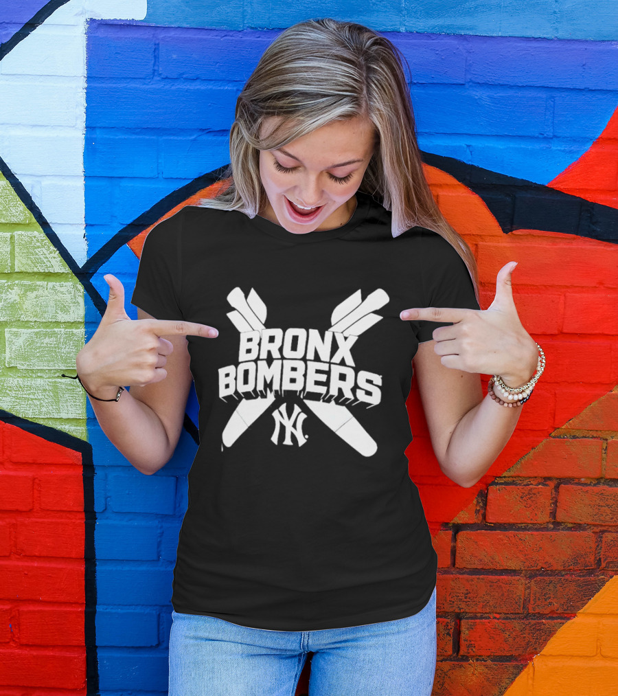 New York Yankees Bronx Bombers NY Logo With Baseball Bats T-Shirt
