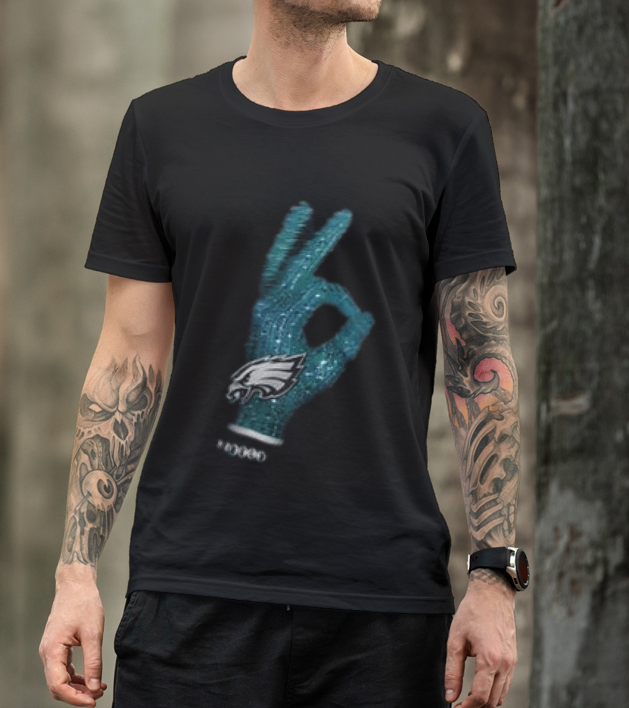Philadelphia Eagles Glitter Glove OK T-Shirt