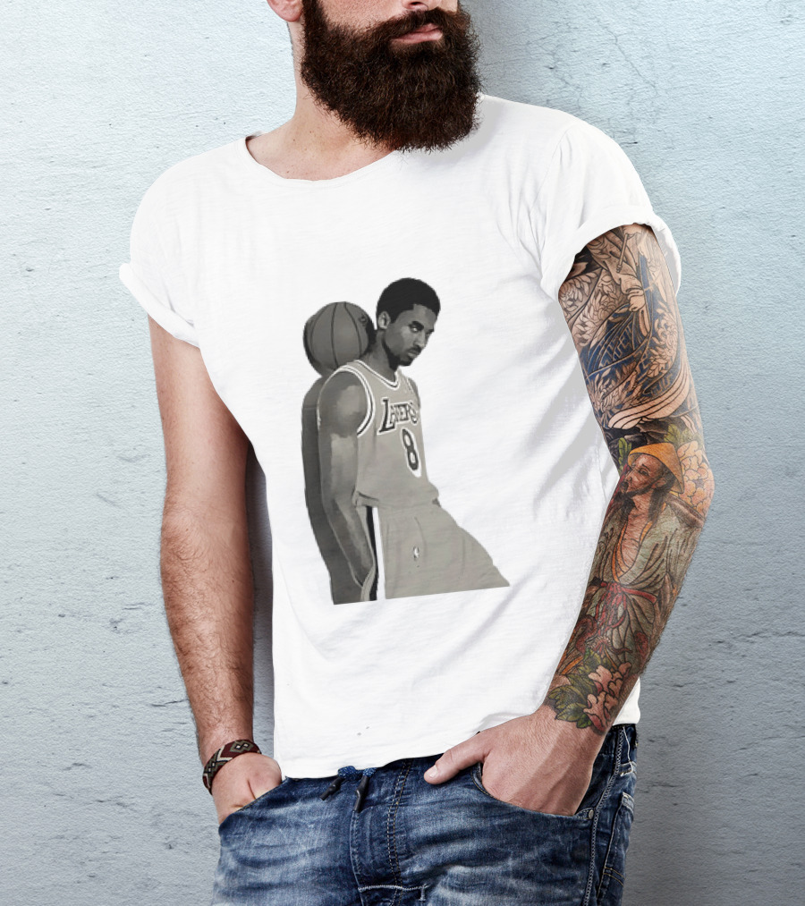Kobe Bryant LA Lakers NBA Legend Iconic Number 8 T-Shirt