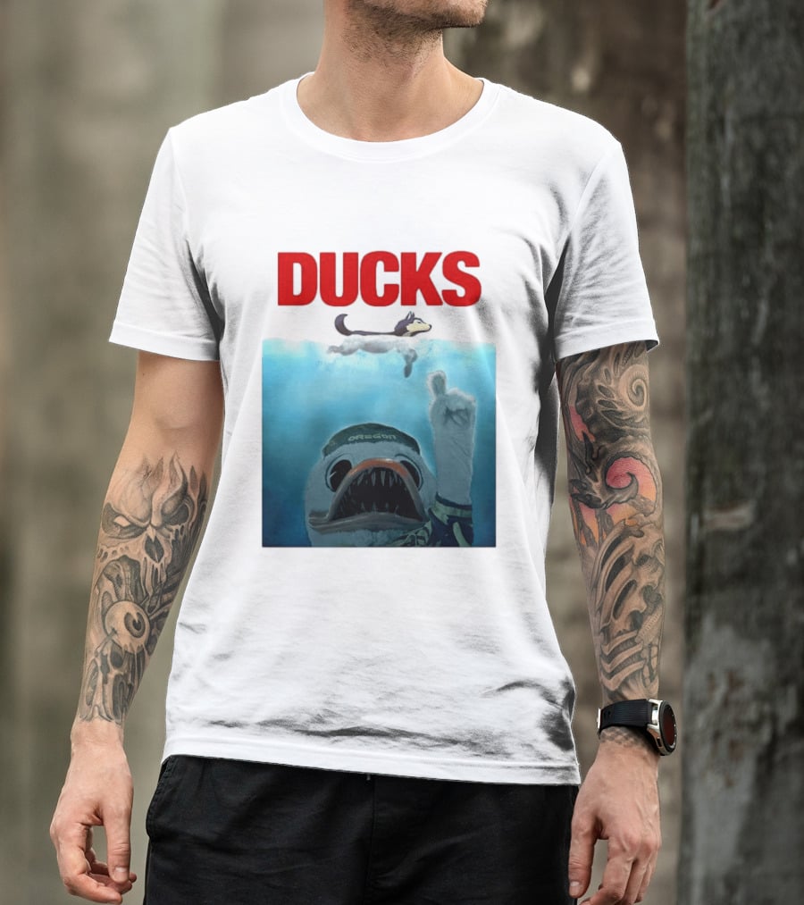 Oregon Ducks Jaws Parody With Washington Huskies Rivalry T-Shirt