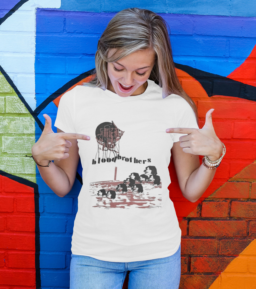 Blood Brothers Musical West End Willy Russell Dripping Red Moon T-Shirt
