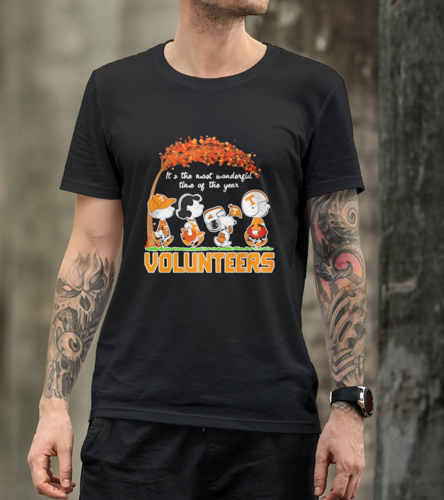 Peanuts Characters Tennessee Volunteers It's The Most Wonderful Time Of The Year T-Shirt