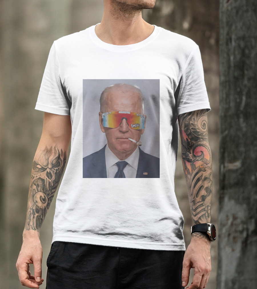 Joe Biden Pit Viper Sunglasses Smoking Pipe President T-Shirt