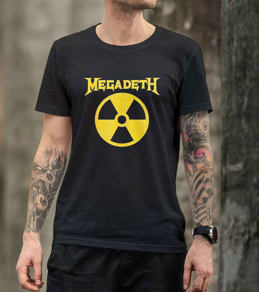 Megadeth Distressed Radioactive Symbol Heavy Metal T-Shirt