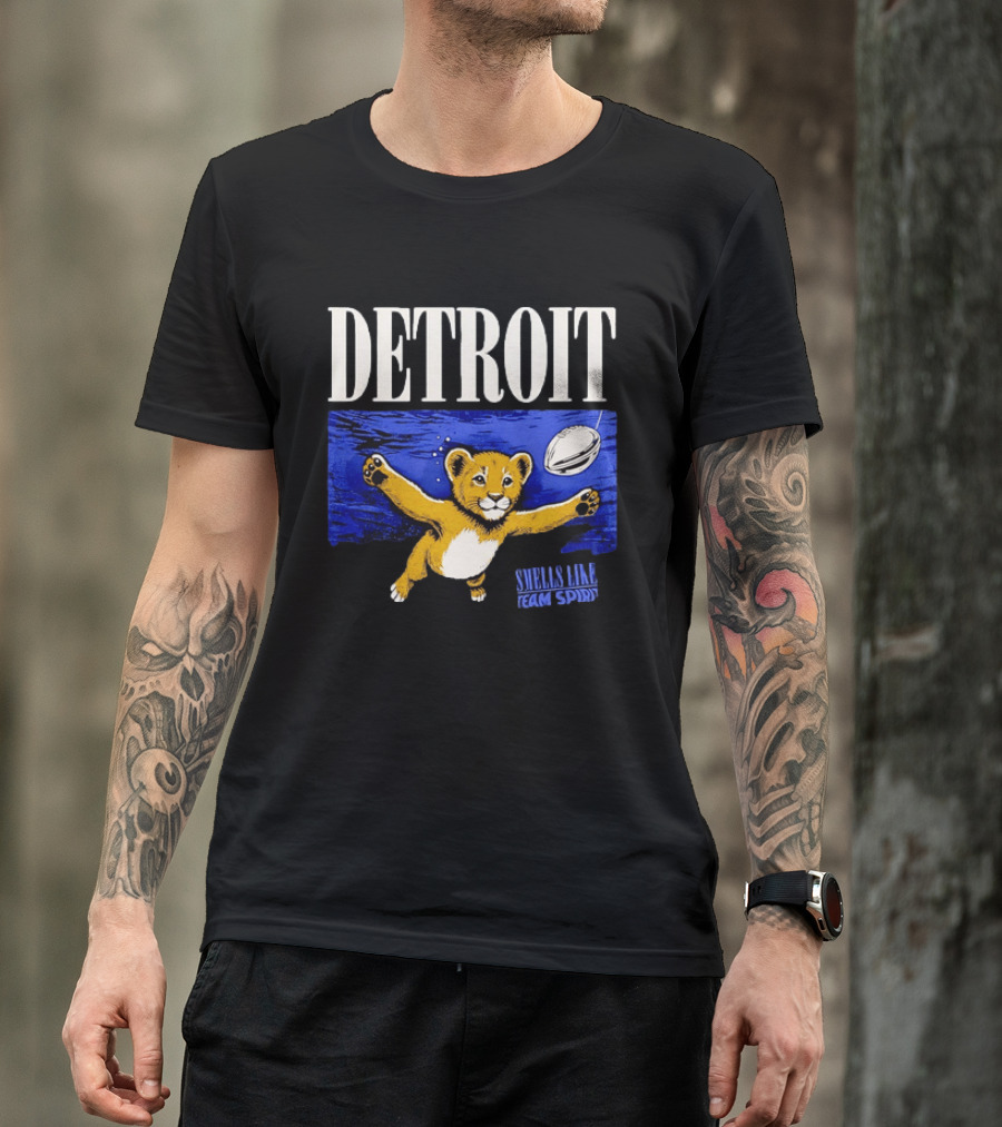 Detroit Lions Smells Like Team Spirit Nostalgic Blue Lion Cub Football T-Shirt