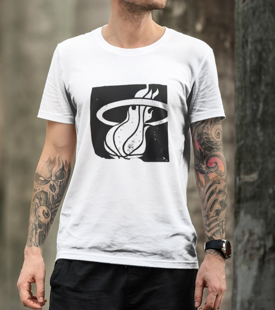 Miami Heat Basketball NBA Iconic Flaming Ball T-Shirt