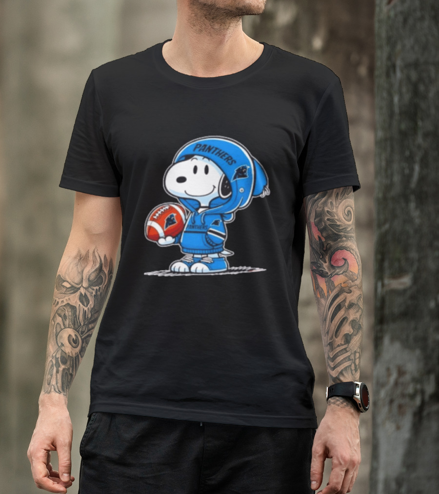 Snoopy Carolina Panthers Fan Holding Football Peanuts T-Shirt