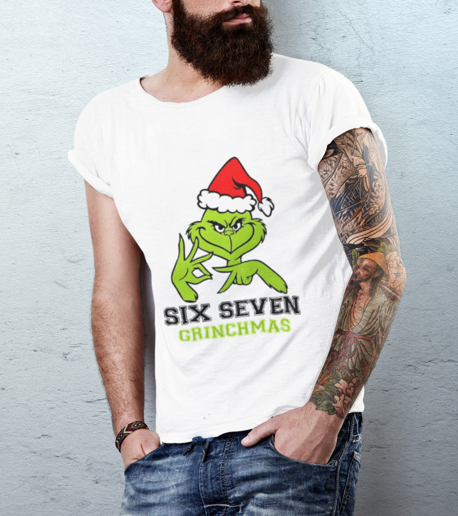Grinch Santa Hat Six Seven Grinchmas Christmas 2025 Festive T-Shirt