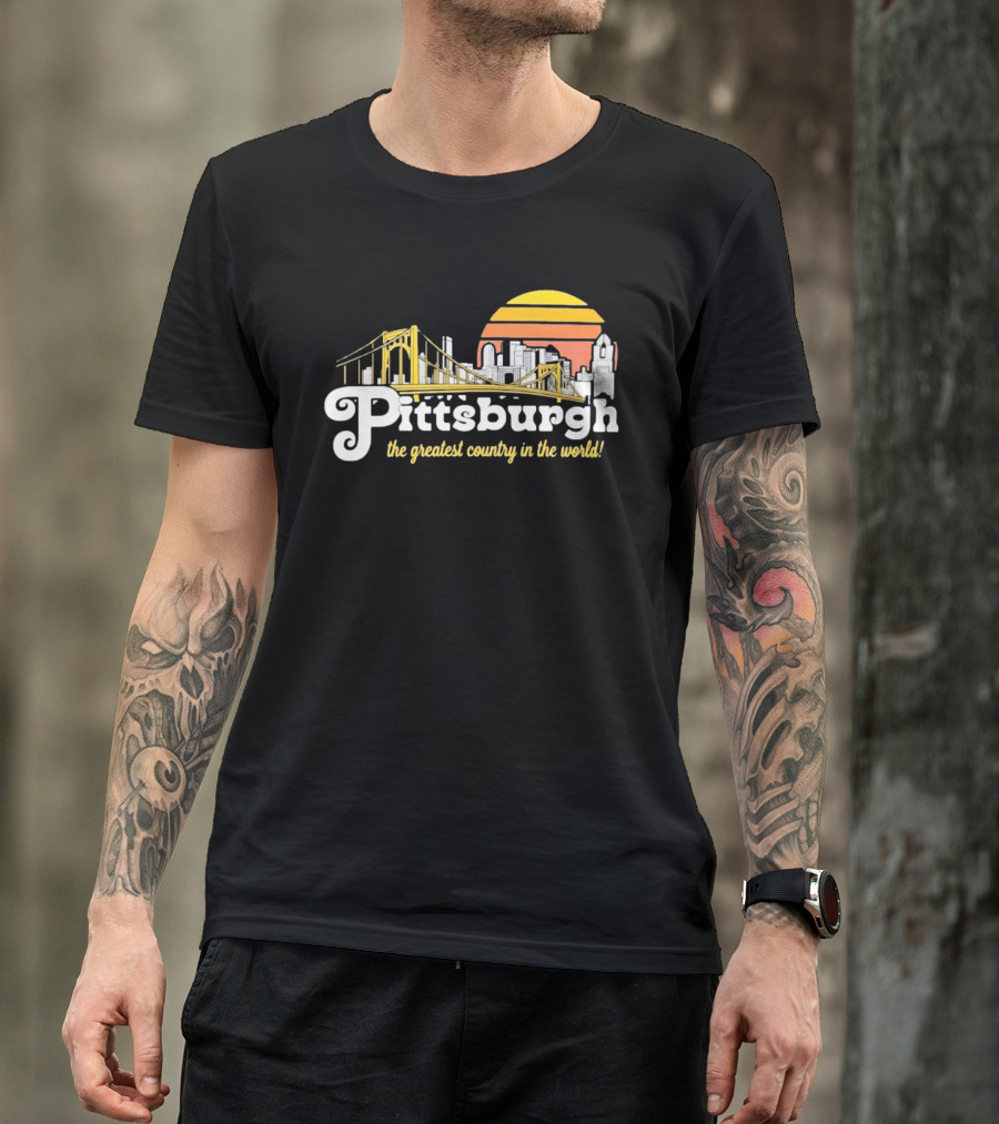 Pittsburgh Skyline With Bridge And Sunset The Greatest Country In The World T-Shirt