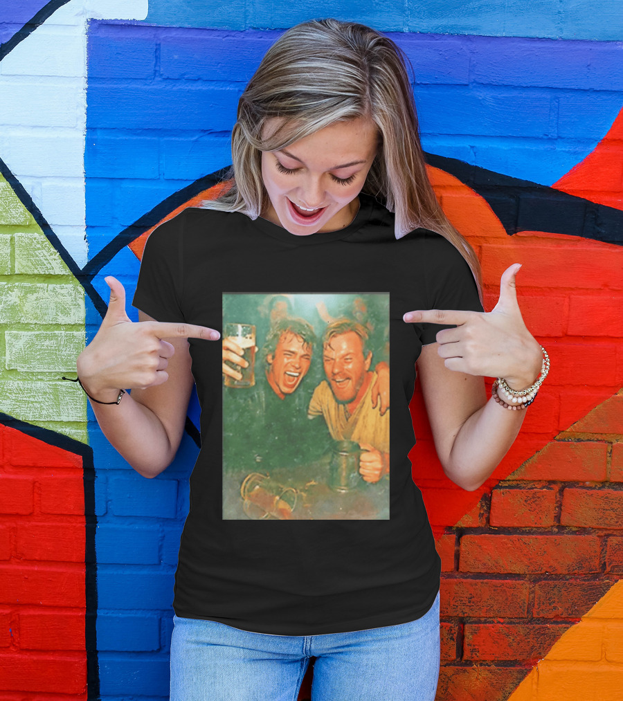 Original Anakin Skywalker And Obi Wan Kenobi Celebrate With Beer Cheers T-Shirt