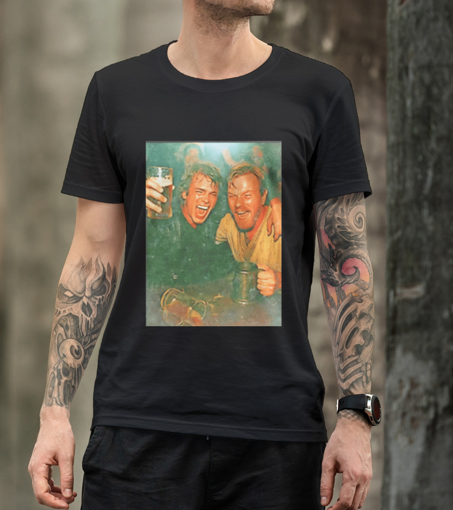 Original Anakin Skywalker And Obi Wan Kenobi Celebrate With Beer Cheers T-Shirt