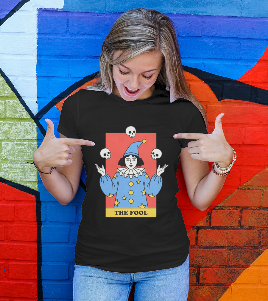 The Fool Tarot Card Jester Juggling Skulls Occult T-Shirt