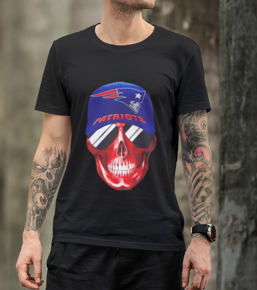 New England Patriots Cap Skull Smiling For Fans T-Shirt