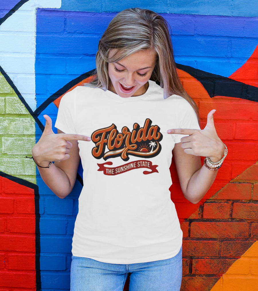 Florida The Sunshine State Sunset Palm Tree Vintage Look T-Shirt