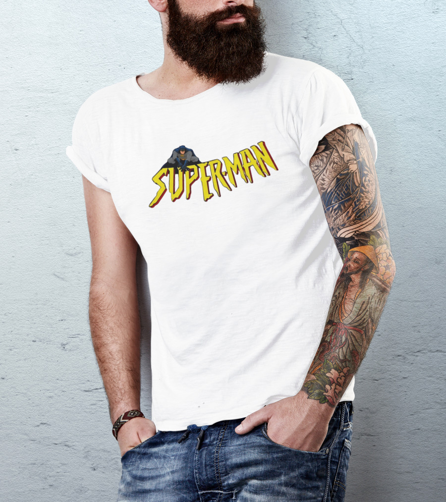 Batman Crouching On Superman Lettering DC Comics T-Shirt