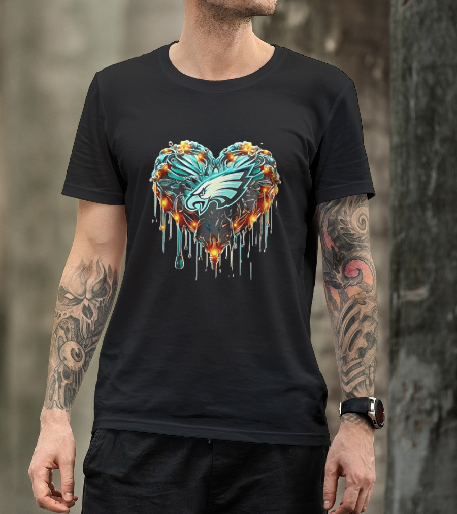 Philadelphia Eagles Heart Caramel Dripping Effect T-Shirt