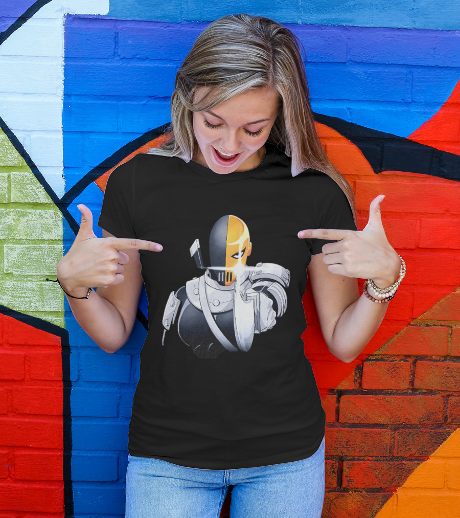 Deathstroke DC Comics Armor Sword Wielding T-Shirt