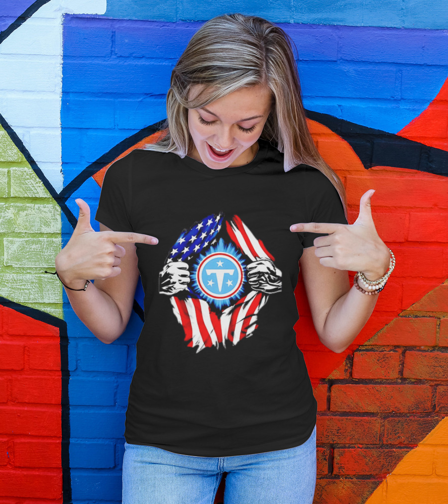 Tennessee Titans American Flag Ripped Chest USA Football Fan T-Shirt
