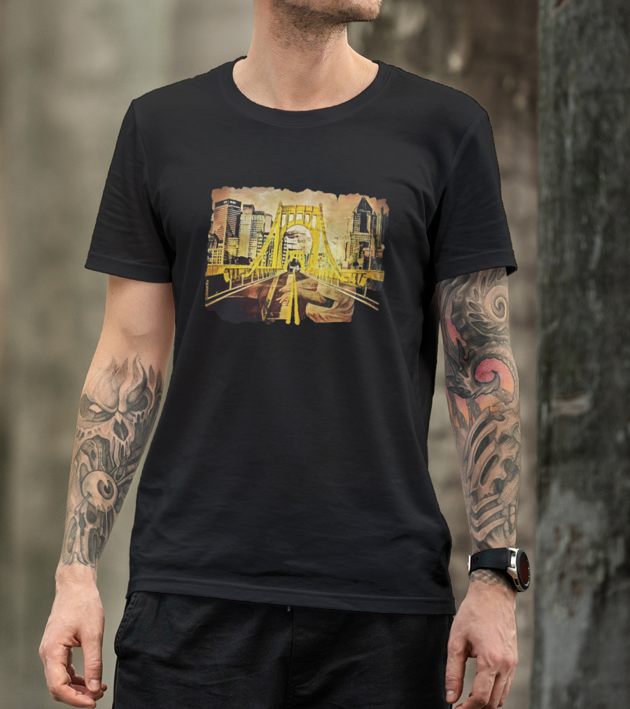 Pittsburgh Skyline 1992 Roberto Clemente Bridge Piano Player T-Shirt