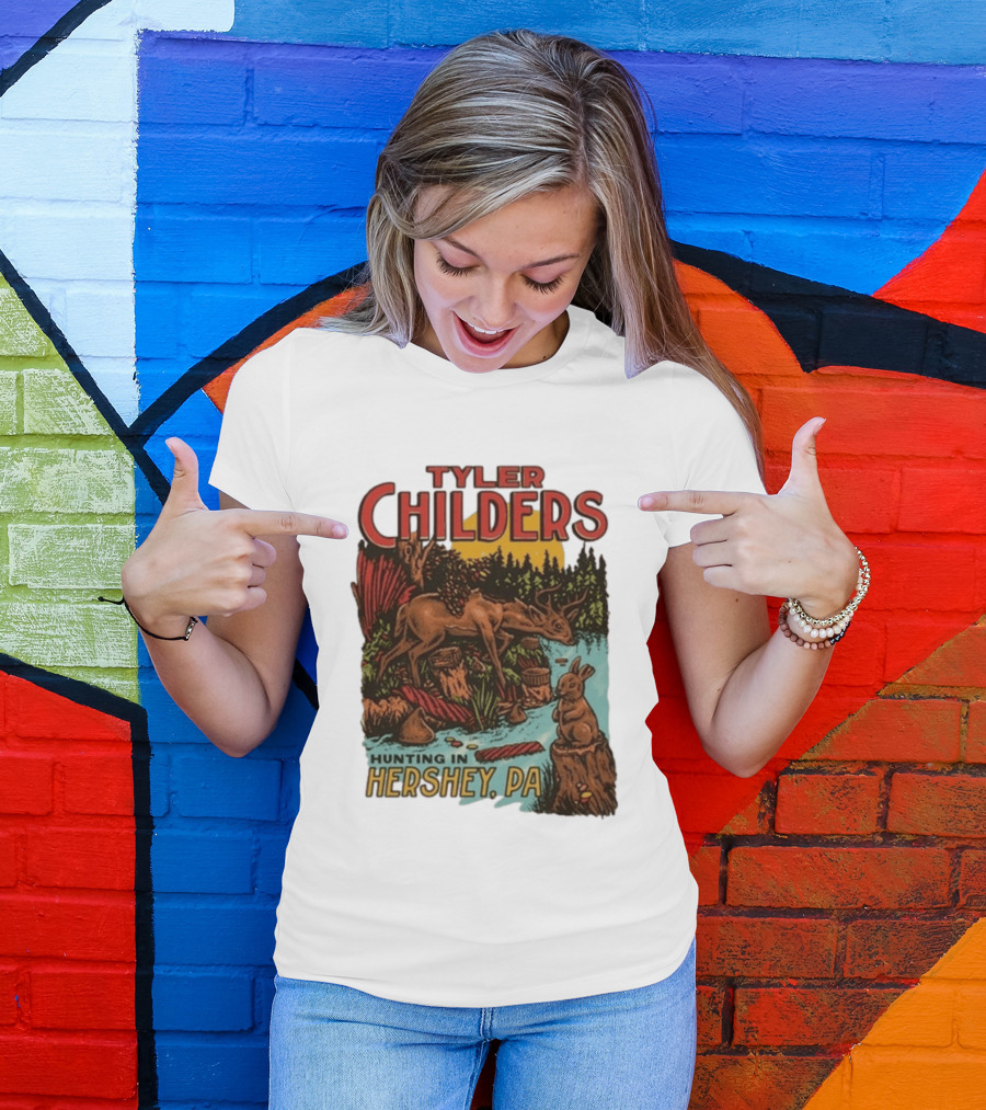 Tyler Childers Hunting In Hershey PA Deer And Rabbit Scene T-Shirt