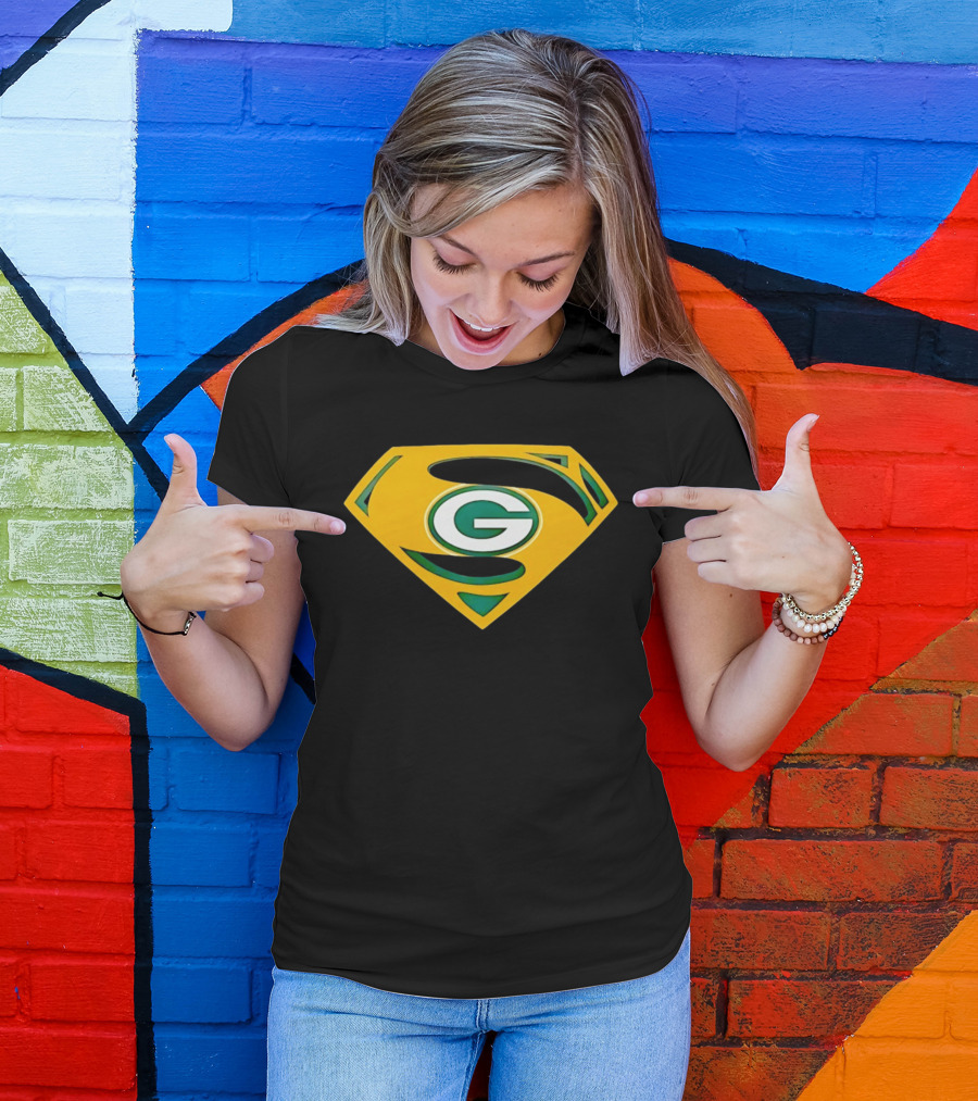 Green Bay Packers G In Superman Shield T-Shirt