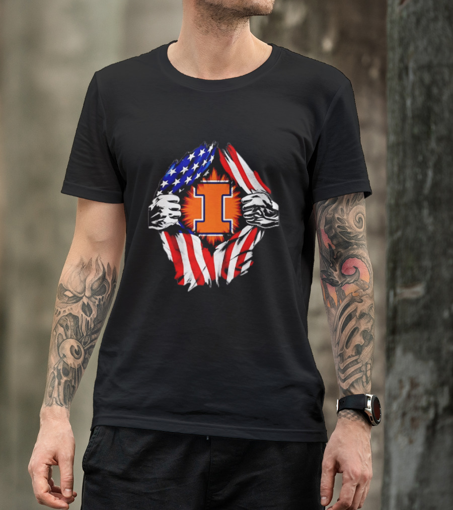 Illinois Fighting Illini I Letter American Flag Patriotic Rip T-Shirt