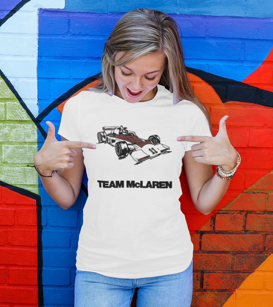 Team McLaren 1976 Car Racing Vintage Formula One Racing Car T-Shirt