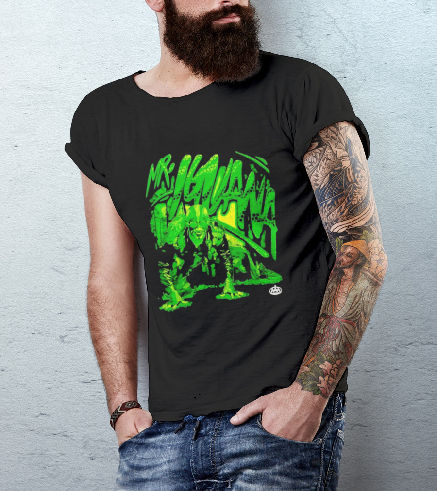 Mr Iguana AAA Lucha Libre Wrestler Crouching Masked Green Creature T-Shirt