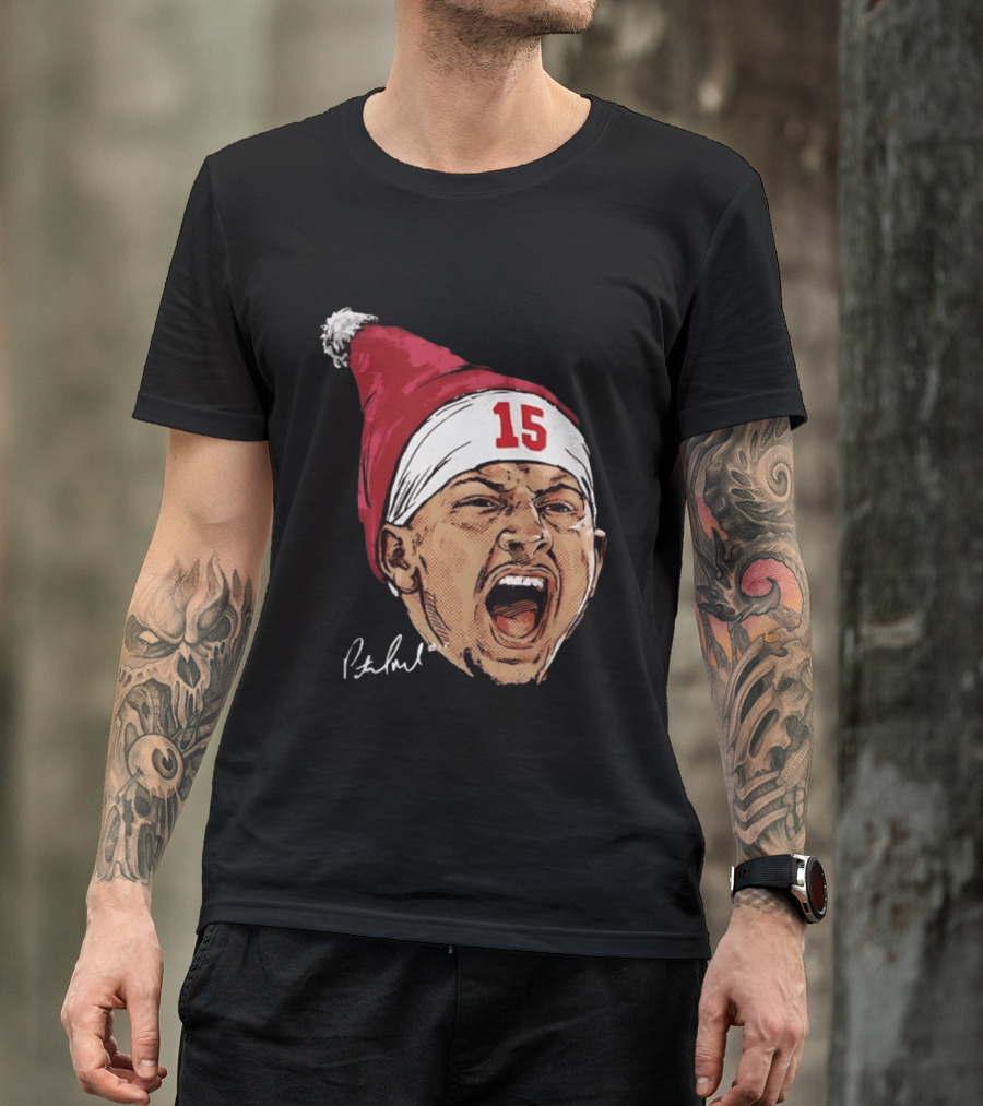 Pat Mahomes Screaming Face Red Santa Hat Number 15 Halftone Caricature T-Shirt