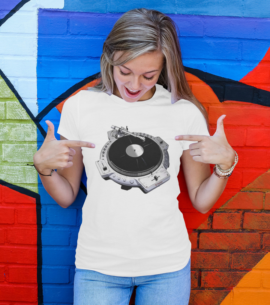 Vestax QFO Turntable Professional DJ Equipment Scratch Mixing T-Shirt