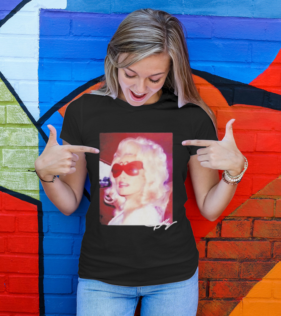 Dolly Parton Iconic Vintage Style With Red Sunglasses T-Shirt