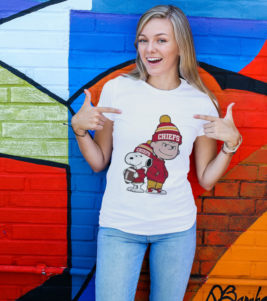 Snoopy And Charlie Brown Chiefs Football Fans Kansas City Chiefs T-Shirt