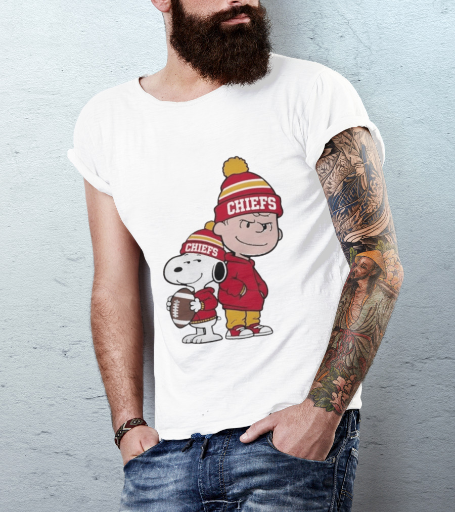 Snoopy And Charlie Brown Chiefs Football Fans Kansas City Chiefs T-Shirt