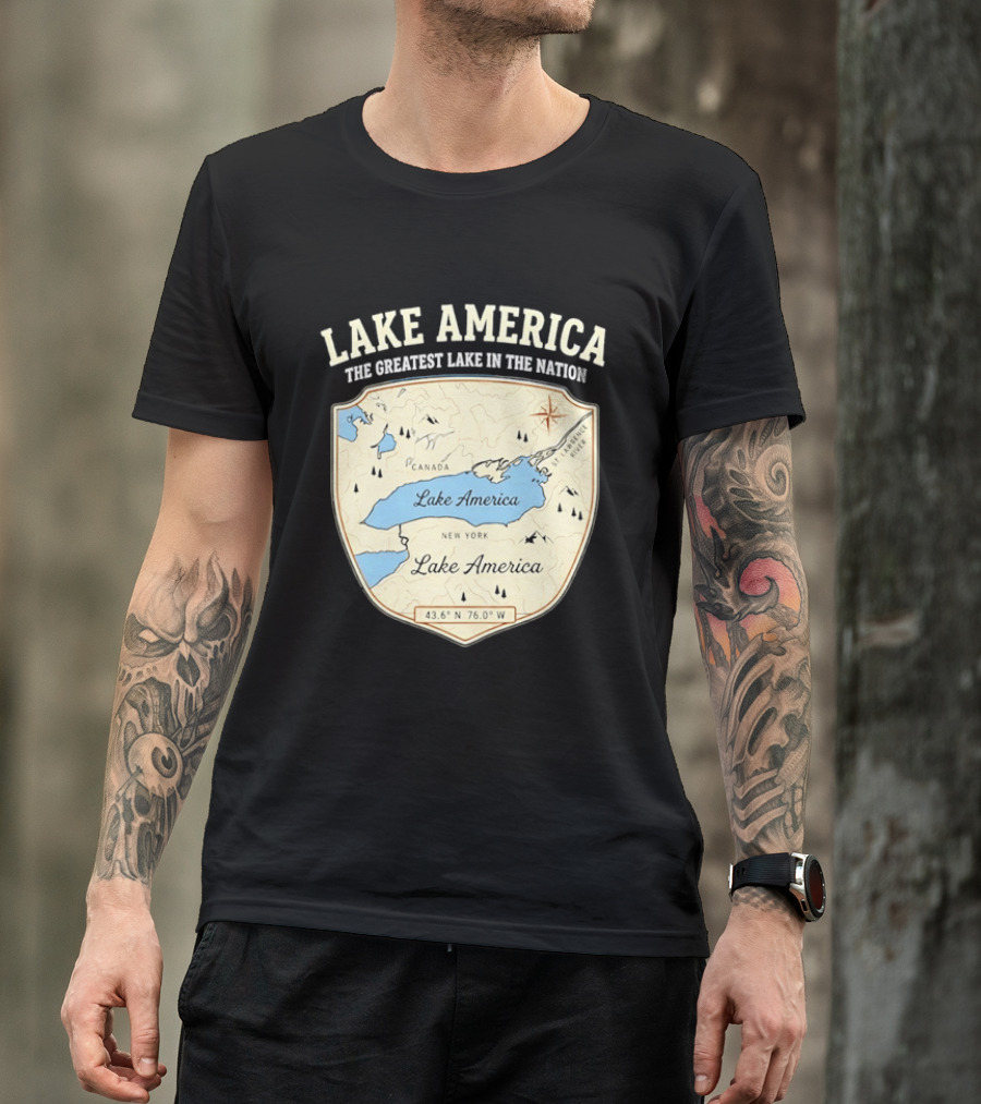 Lake America The Greatest Lake In The Nation Map Compass Cream T-Shirt