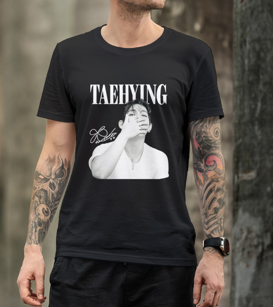TAEHYUNG BTS V K Pop Fashion Style Signature T-Shirt
