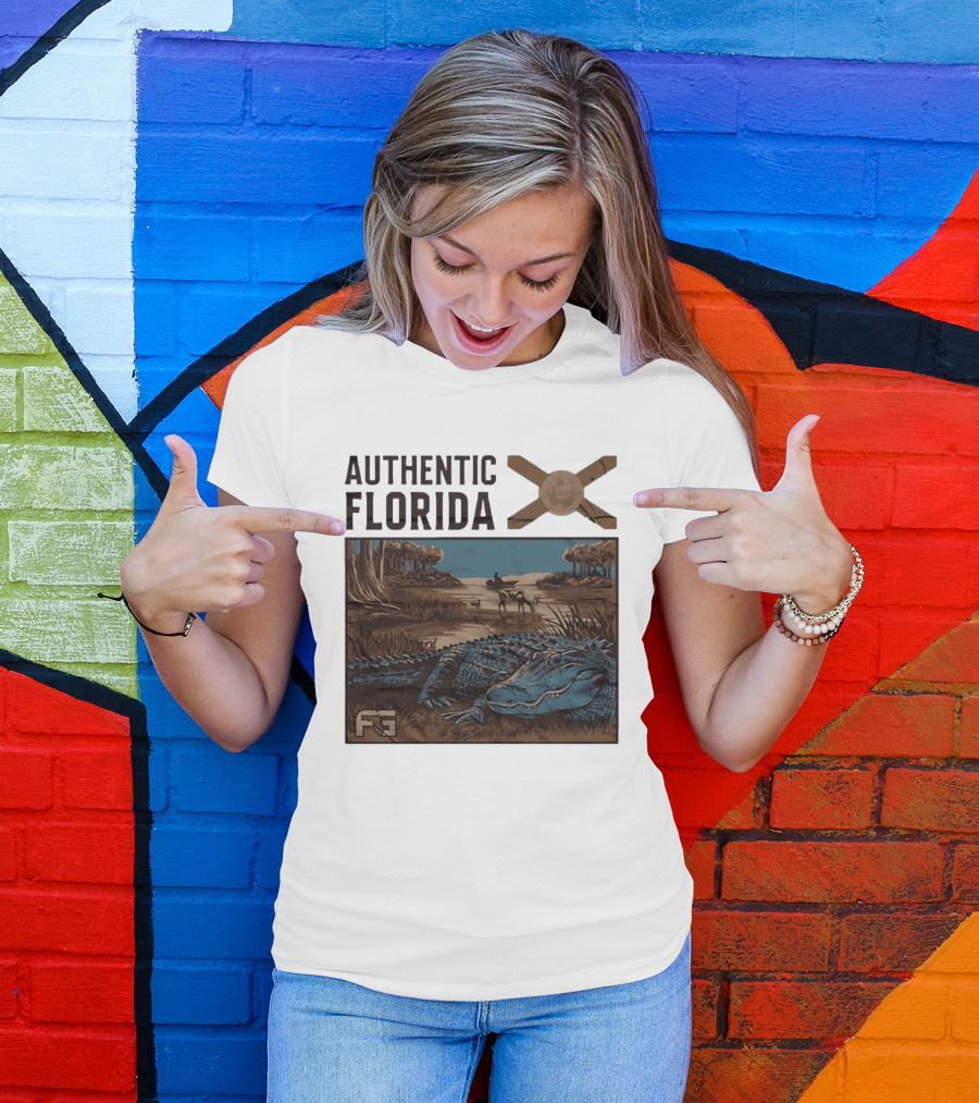 Authentic Florida Alligator With Canoe And Nature Scene T-Shirt