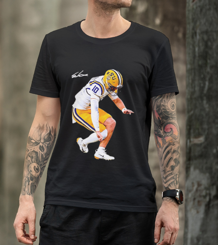 Joe Burrow LSU Tigers Number 10 Football Player Signature T-Shirt
