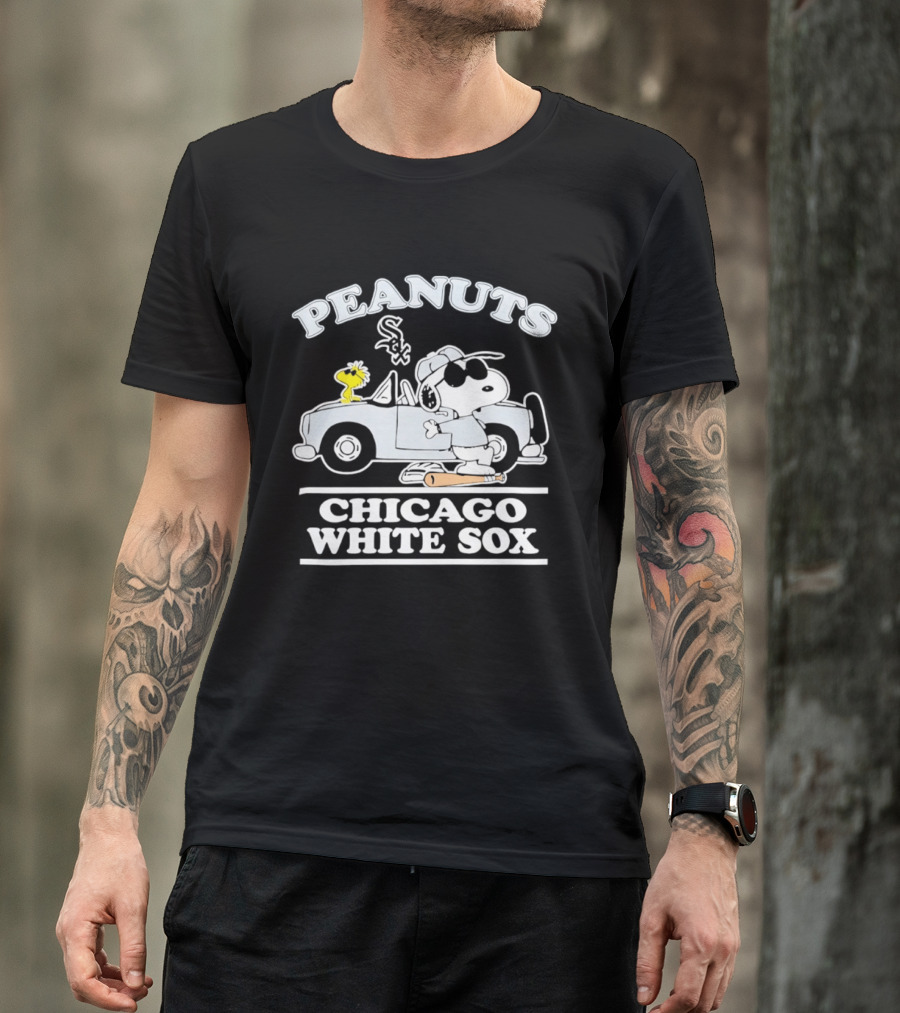 Peanuts Snoopy Woodstock In Car Chicago White Sox Baseball T-Shirt